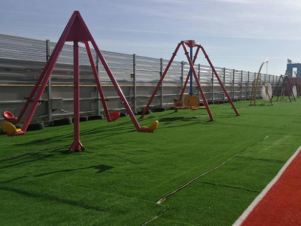 2022年6月25日，內(nèi)蒙古馬都文化廣場(chǎng)，滑世界、繩網(wǎng)樂(lè)園大型游樂(lè)項(xiàng)目竣工完成，迎接內(nèi)蒙古省領(lǐng)導(dǎo)視察。